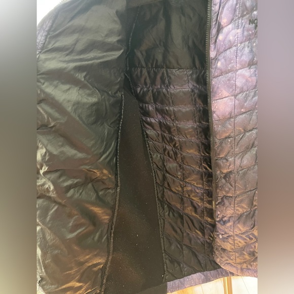 North Face Jacket!! - Picture 3 of 7